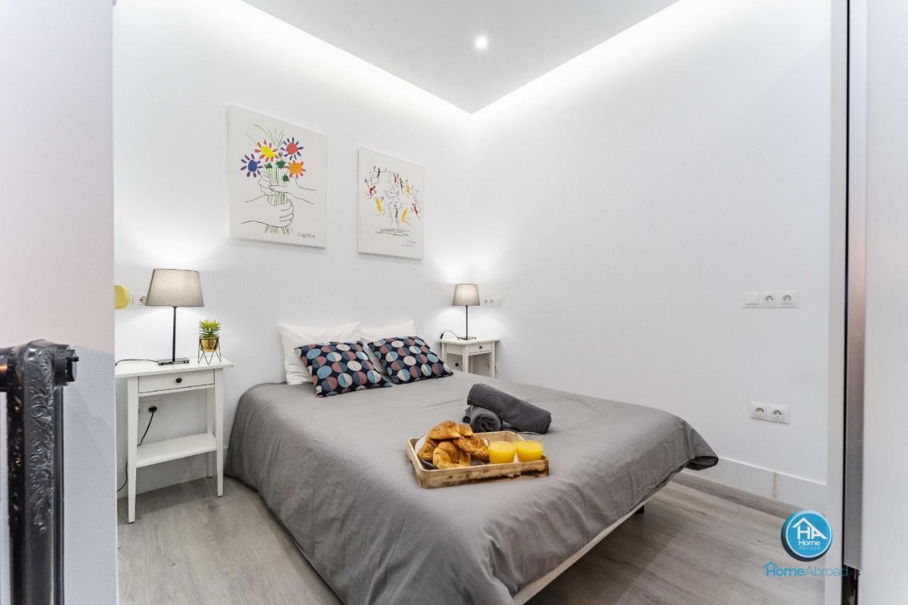 Modern Boutique Stay In The Heart Of Madrid Exterior photo